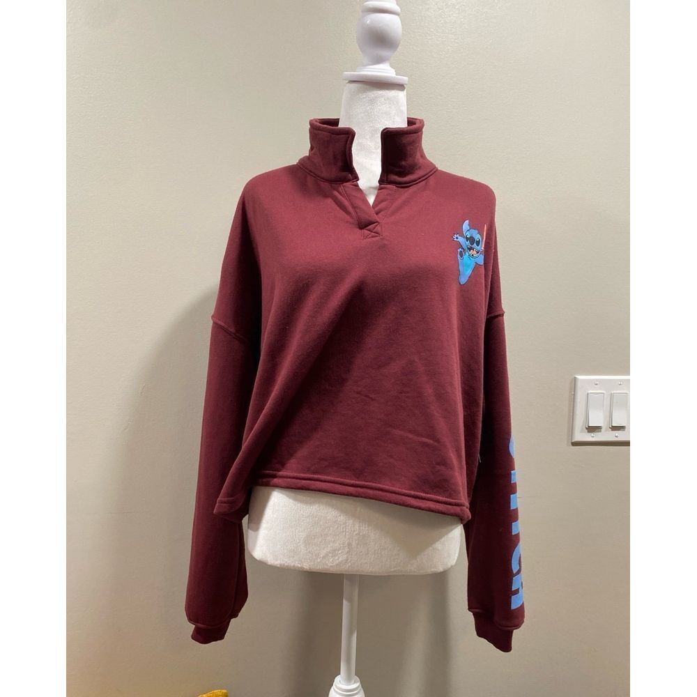 Disney Lilo &‎ Stitch oversized crop top size medium
